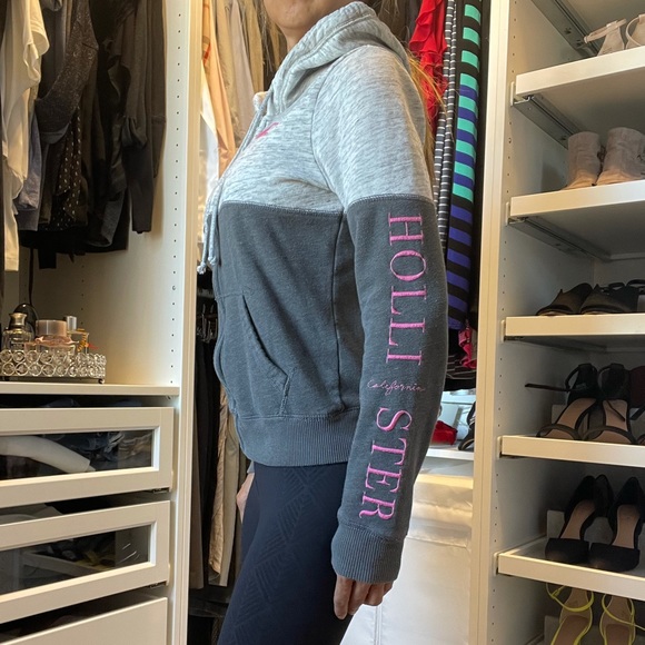 Women’s HOLLISTER Surf Full Zip Hoodie Size Small - Picture 2 of 4